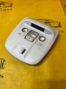 LAMPKA OŚWIETLENIE PODSUFITKI WNĘTRZA PEUGEOT 308 II T9