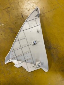 LEWA OSŁONA BOCZEK TUNELU ŚRODKOWEGO INFINITI Q50