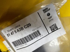 ZESTAW NAPRAWCZY SWORZNIA PROWADZĄCEGO ROLETY EL. BMW X5 G05 NOWY OEM