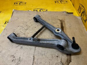 WAHACZ TYŁ TYLNY PRAWY DOLNY CHEVROLET CORVETTE C5 97-04