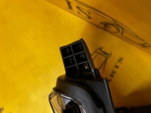 REFLEKTOR LAMPA PRZEDNIA PRZÓD PRAWY LED SUBARU FORESTER VI SL 25-