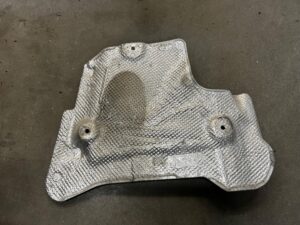 BLACHA OSŁONA TERMICZNA MERCEDES GLS X166