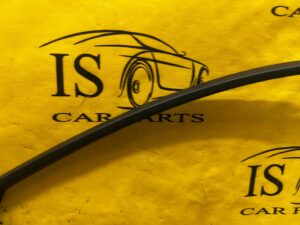 LISTWA RAMKA SZYBY DRZWI PRZÓD PRAWA PRAWY INFINITI M25 M35 M37 M45 M56 Q70