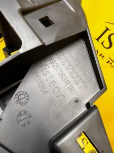 WZMOCNIENIE STELAŻ TUNELU ŚRODKOWEGO ŚRODKOWY RENAULT CAPTUR I PRZEDLIFT