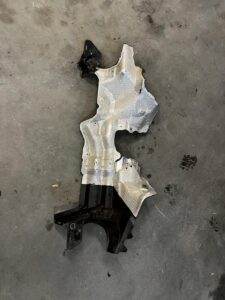 BLACHA OSŁONA TERMICZNA MAGLOWNICY MERCEDES GLA W156 B W246 A W176 CLA W117