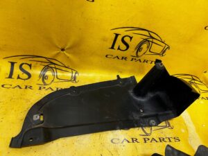 OSŁONA WSPORNIK PODWOZIA LEWA BMW E92 M3 8040537