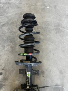 NOGA AMORTYZATOR ZWROTNICA PRZÓD LEWY DACIA SANDERO III 1.0 TCE LPG ECO-G