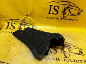 OSŁONA WSPORNIK PODWOZIA PRAWA BMW E92 M3 8040534