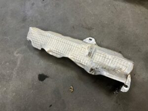 BLACHA OSŁONA TERMICZNA PEUGEOT 508 I 2.0 HDI