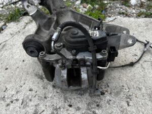 ZWROTNICA PIASTA TARCZA ZACISK TYŁ PRAWY LAND ROVER DISCOVERY V L462 2.0 D