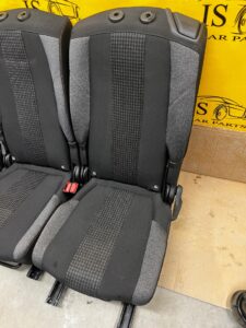 KOMPLET FOTELI 2 RZĘDU TYŁ PEUGEOT 5008 II P87