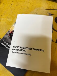 KSIĄŻKA INSTRUKCJA OBSŁUGI SERWISOWA ETUI HOLANDIA BMW 2 F22 240I LCI