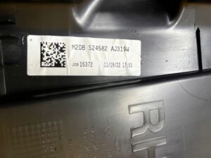 POSZYCIE OSŁONA OBUDOWA SŁUPKA ŚRODKOWEGO B PRAWY 4 DRZWI FORD BRONCO 21-