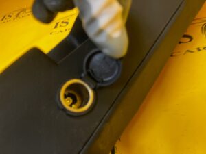 BOCZEK BAGAŻNIKA MOCOWANIE ROLETY LEWY LEWE CITROEN C4 GRAND PICASSO II