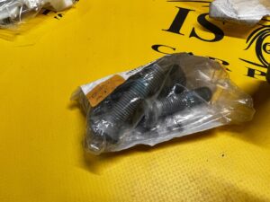 4 X ŚRUBA ZWROTNIYCY PRZÓD BMW 5 F07 F10 6 F06 7 F01 X3 F25 X4 F26 NOWA OEM