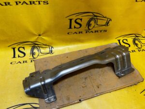 OSŁONA WSPORNIK METALOWY LEWY LR DISCOVERY V L550