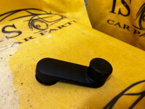 KORBKA OTWIERANIA SZYBY TYLNA DACIA SANDERO III 2023R