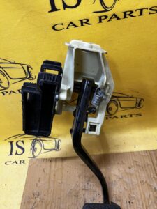 MOCOWANIE PEDAŁ HAMULCA BMW F10 F11 F01 F06