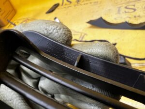 KRATKA NAWIEWU SZYBY PRZÓD PRAWA PRAWY PORSCHE PANAMERA 970 I LIFT