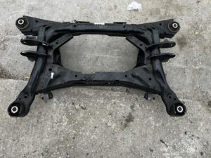 WÓZEK BELKA SANKI ZAWIESZENIE KOŁYSKA TYŁ RANGE ROVER VELAR L560 2.0D