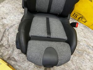 FOTEL PRZÓD PRAWY PASAŻERA AIRBAG ALLURE ELEKTRYCZNY PEUGEOT 3008 II EU