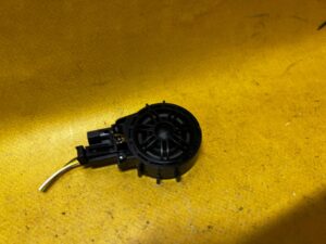 GŁOŚNIK WYSOKOTONOWY AUDI A8 D5 A6 C8 4N0035399B