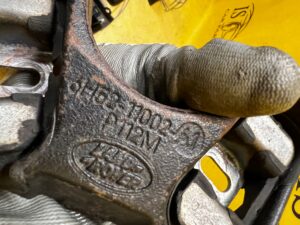 MOCOWANIE WSPORNIK AMORTYZATORA TYŁ TYLNEGO RANGE ROVER EVOQUE L538