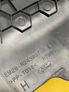 OSŁONA POSZYCIE SŁUPKA B LEWY DOLNY FORD S-MAX MK2