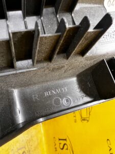 OSŁONA PROWADNICY FOTELA PRAWA RENAULT MEGANE IV