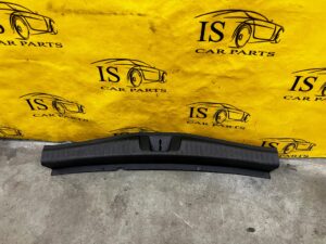 LISTWA OSŁONA BAGAŻNIKA PASA TYŁ TYLNEGO DACIA JOGGER