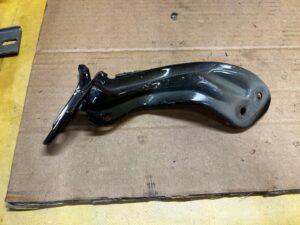 WSPORNIK MOCOWANIE BŁOTNIKA PRZÓD LEWY RENAULT TALISMAN