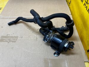 KOMPLET DODATKOWA POMPA PRZEWÓD RURA WĄŻ WODY MERCEDES GL X166 4.7 V8