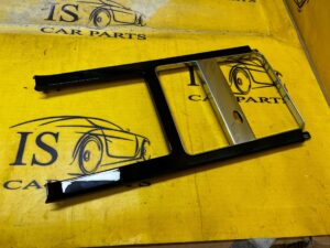 DEKOR RAMKA PANEL TUNELU ŚRODKOWEGO RANGE ROVER VELAR L560