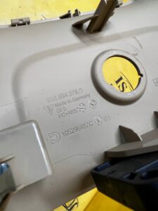 OSŁONA ZAŚLEPKA TUNELU ŚRODKOWEGO TYŁ PORSCHE MACAN 95B