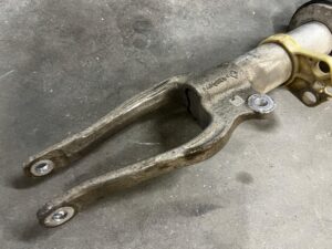 AMORTYZATOR EDC ZAWIESZENIE PRZÓD LEWY BMW M5 F90 4.4 V8