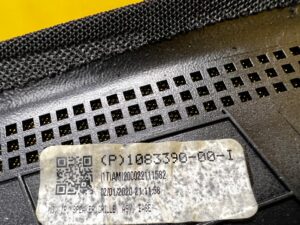 LISTWA MASKOWNICA OSŁONA DESKI KONSOLI TESLA MODEL 3 PRZEDLIFT