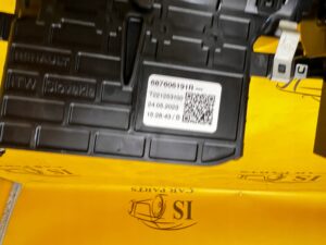 KRATKA NAWIEWU ŚRODKOWA DESKI PRZÓD DACIA SANDERO III STEPWAY 2024R LIFT