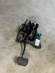 PEDAŁ HAMULCA AUTOMAT CZUJNIK PEUGEOT 508 I