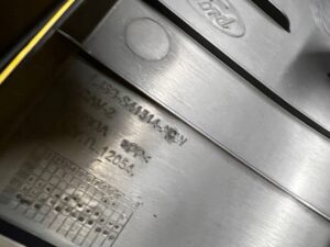 OSŁONA TAPICERKA POSZYCIE KLAPY TYŁ BAGAŻNIKA FORD ESCAPE MK4 USA