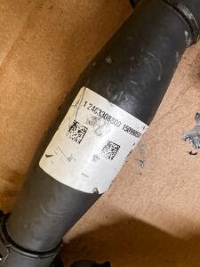 PÓŁOŚ PRZÓD PRZEDNIA LEWA LEWY MERCEDES A W176 GLA X156 1.6 BENZYNA