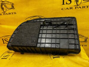 TAPICERKA BOCZEK BAGAŻNIKA TYŁ PRAWY PRAWA MERCEDES CLS W218 SHOOTING BRAKE