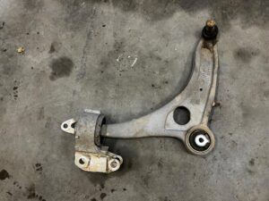 WAHACZ PRZÓD PRZEDNI LEWY LAND ROVER DISCOVERY SPORT V L550 LIFT