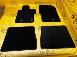 DYWANIKI WYCIERACZKI WELUROWE ORYGINALNE 4 DRZWI FORD BRONCO 21- NOWE OEM
