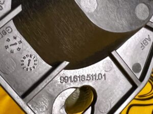 UCHWYT MOCOWANIE STEROWNIKA SZYBY PORSCHE 911 991 CARRERA CABRIO LIFT 3.0