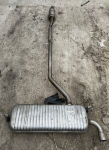 KOMPLETNY WYDECH TŁUMIK KOŃCOWY RURA BMW F40 SERIA 1 118I