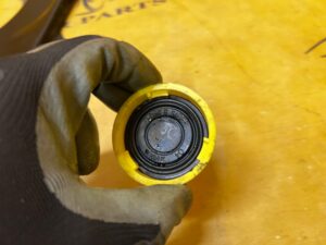 NAKRĘTKA KOREK ZBIORNICZKA PŁYNU HAMULCOWEGO SUBARU FORESTER VI SL 25-