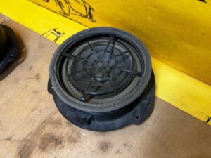 2 X GŁOŚNIK DRZWI TYŁ AUDI A4 B9