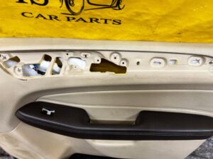 TAPICERKA BOCZEK DRZWI PRZÓD PRAWY MERCEDES GLS X166