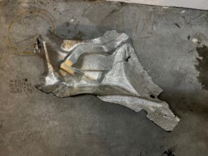 BLACHA OSŁONA OBUDOWA TERMICZNA ŚCIANY GRODZIOWEJ LEWA FORD EXPLORER MK6