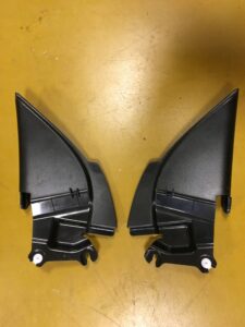 OSŁONA TRÓJKĄT LUSTERKA LEWY NISSAN QASHQAI J11